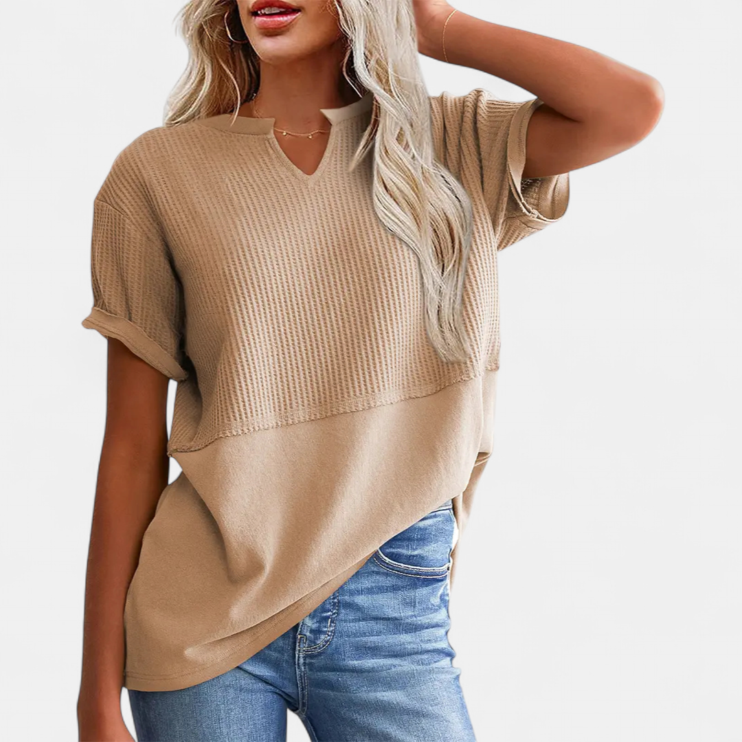 CALISTA™ – Breezy Open-Knit Vacation Cape Top