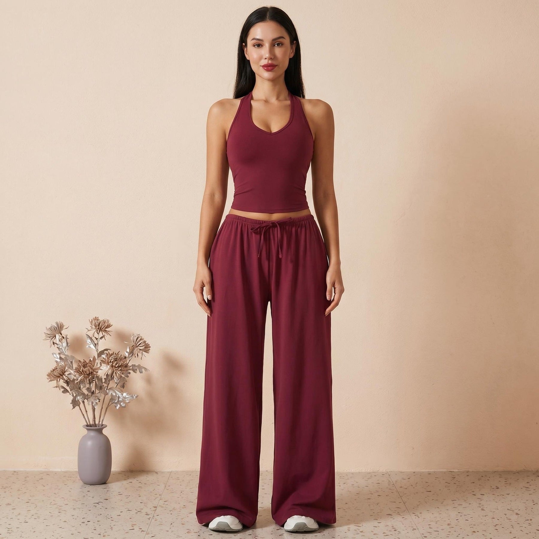 Sporty halter neck top and drawstring pants two-piece set