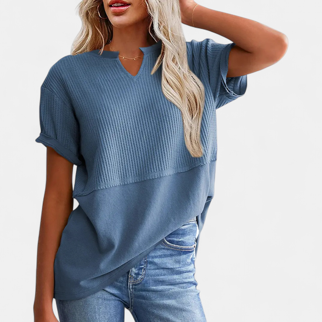 CALISTA™ – Breezy Open-Knit Vacation Cape Top