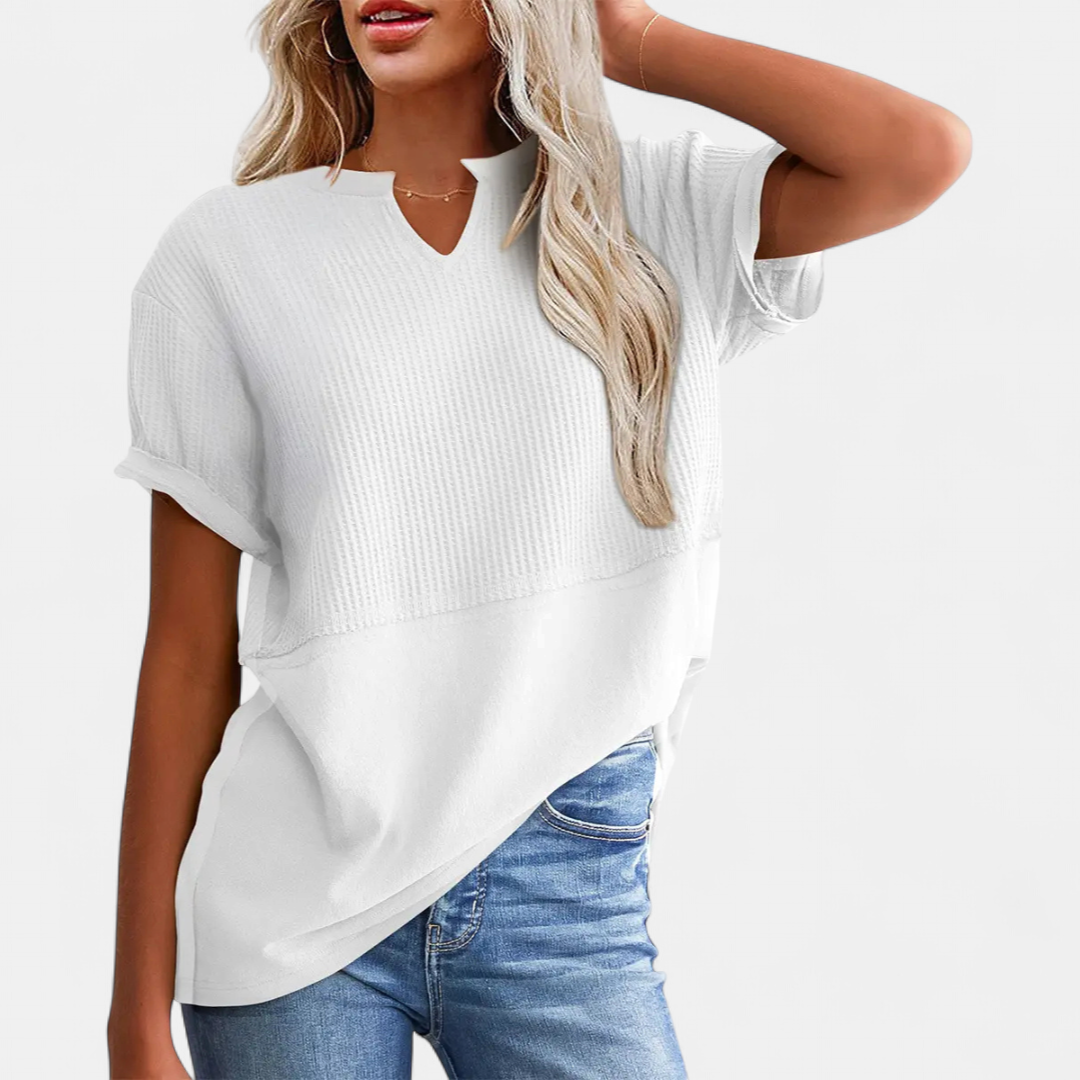 CALISTA™ – Breezy Open-Knit Vacation Cape Top
