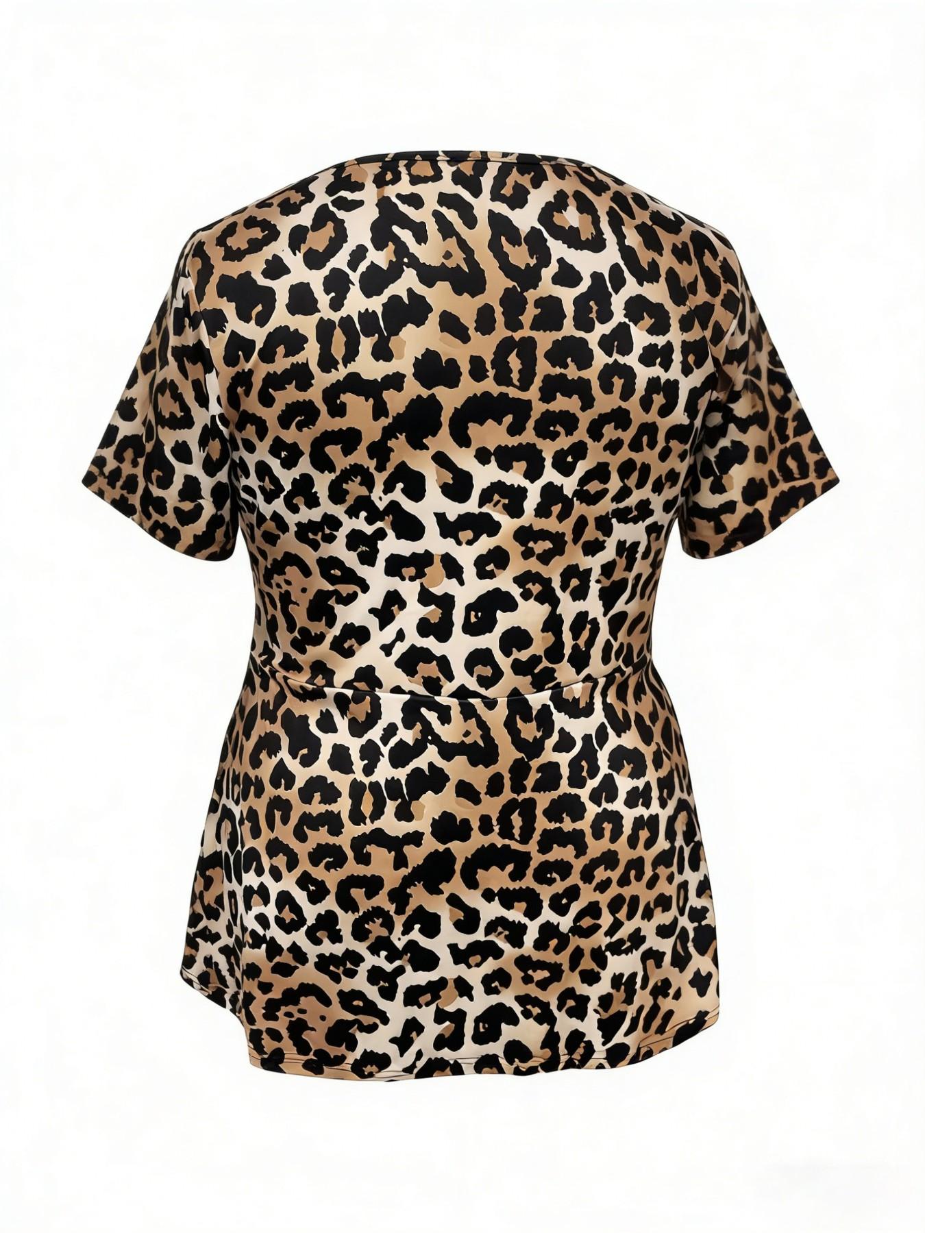The Elara Plus Size Leopard Twist Front Top